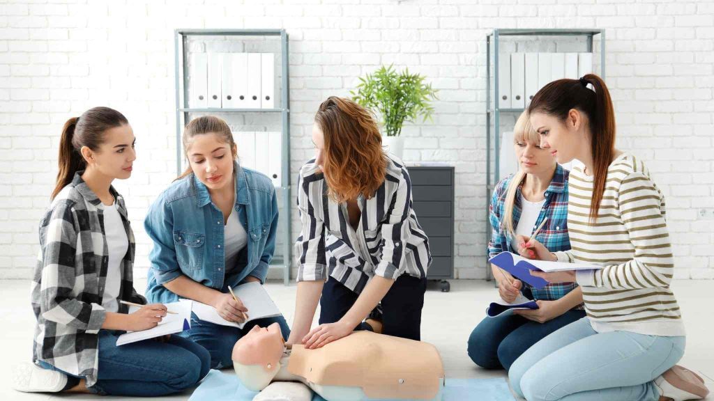 how long is a first aid course