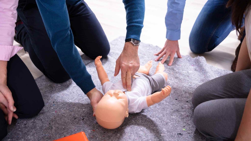 baby-first-aid-childcare